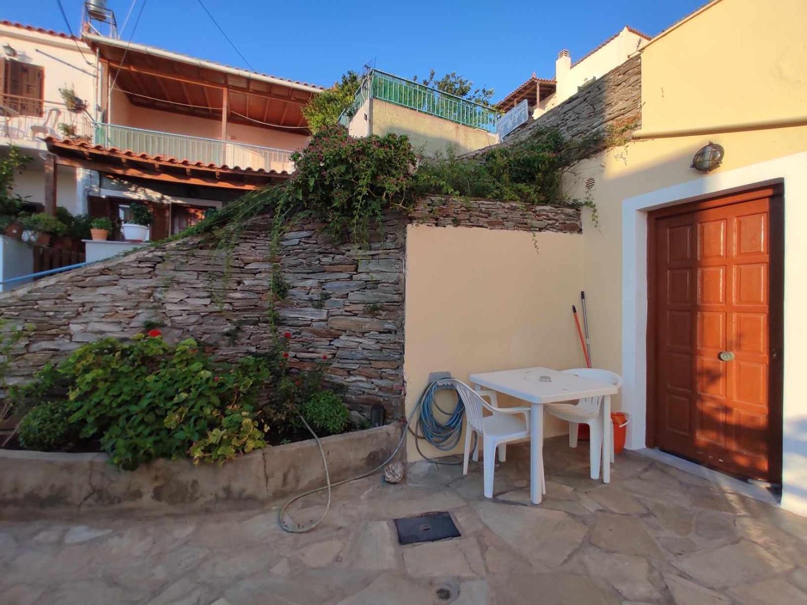 Politis Sudios Apartamento Batsi  Exterior foto