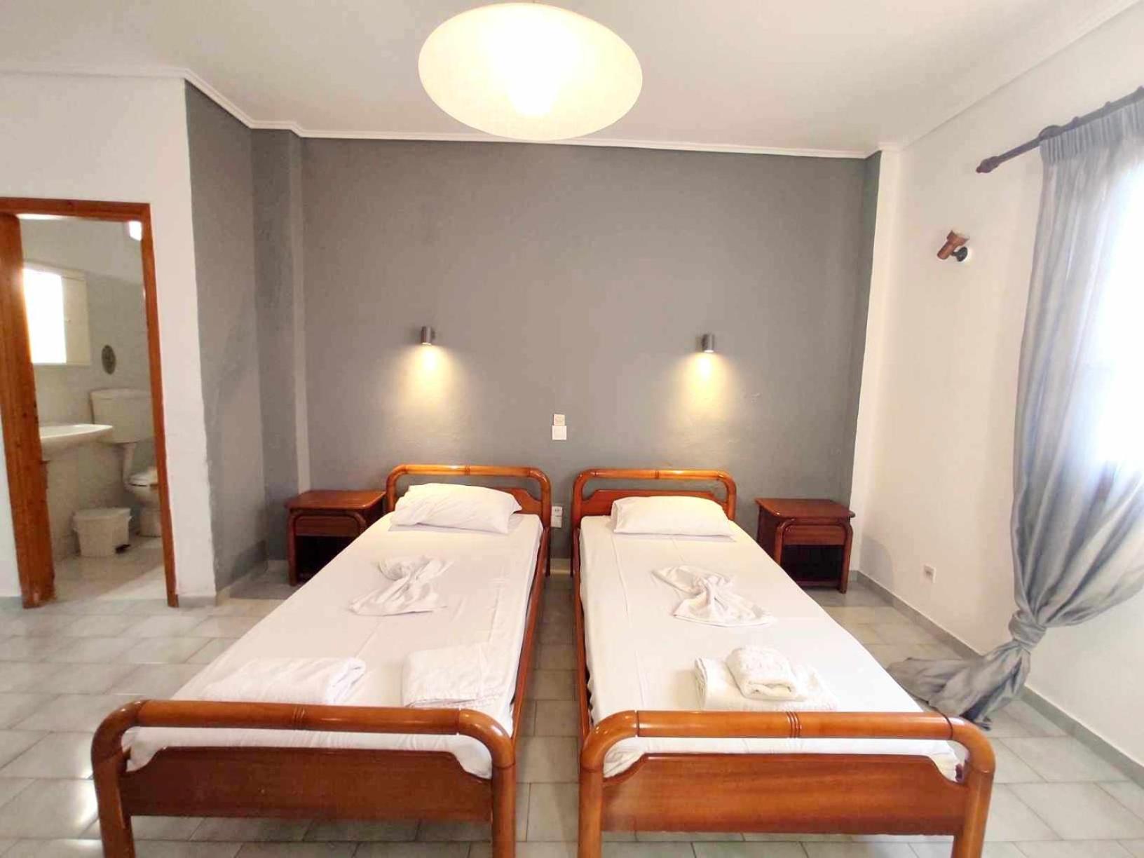 Politis Sudios Apartamento Batsi  Exterior foto